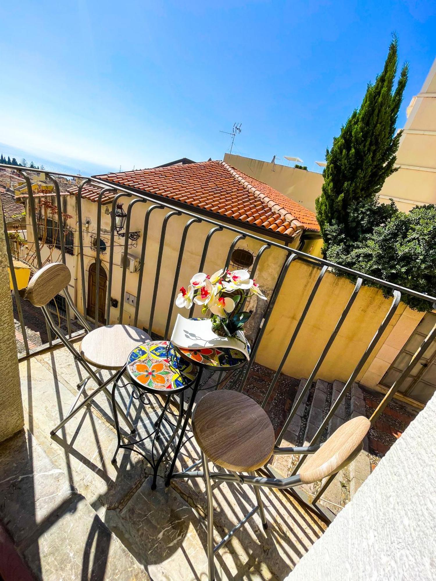 Panoramic Taormina Center Apartment Ngoại thất bức ảnh
